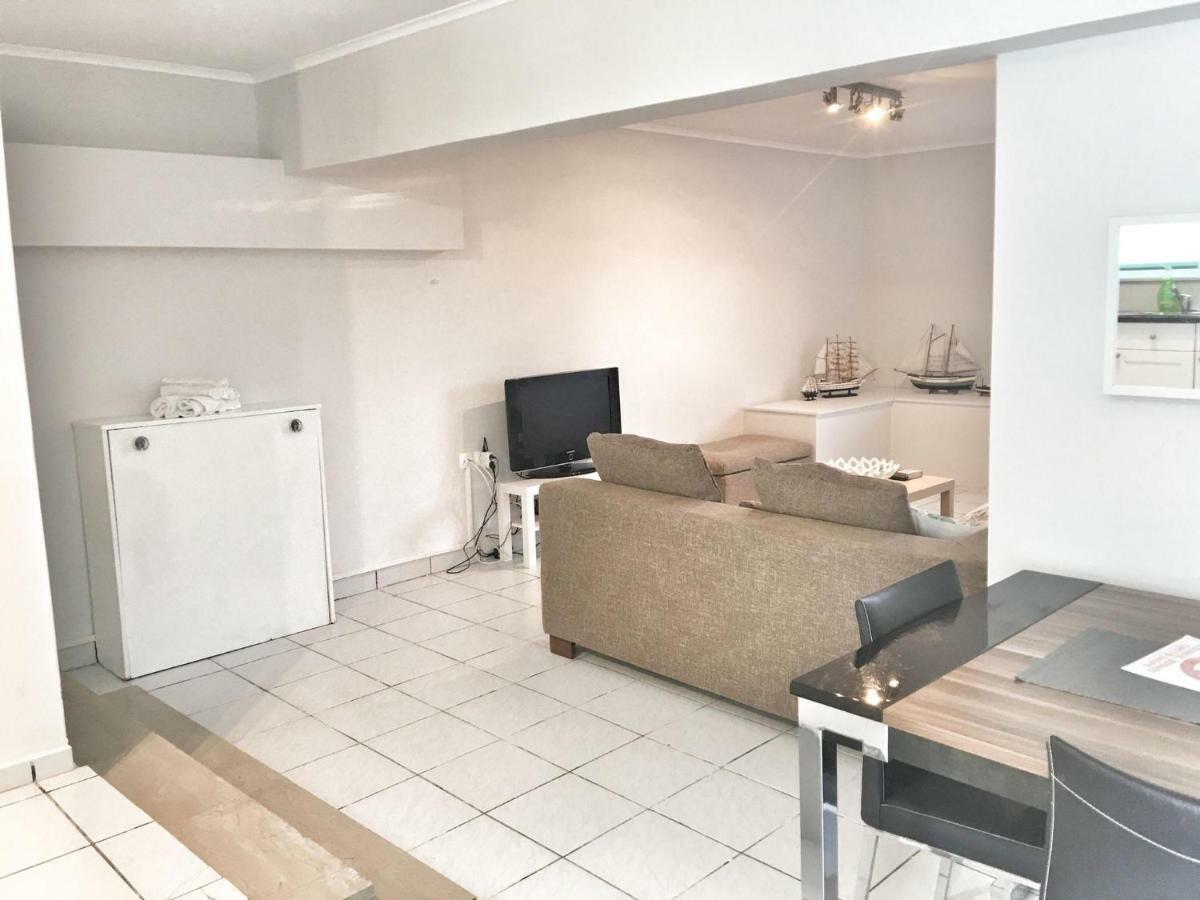 Renovated Apt 100M From Beach Wifi Ac Anavyssos Luaran gambar